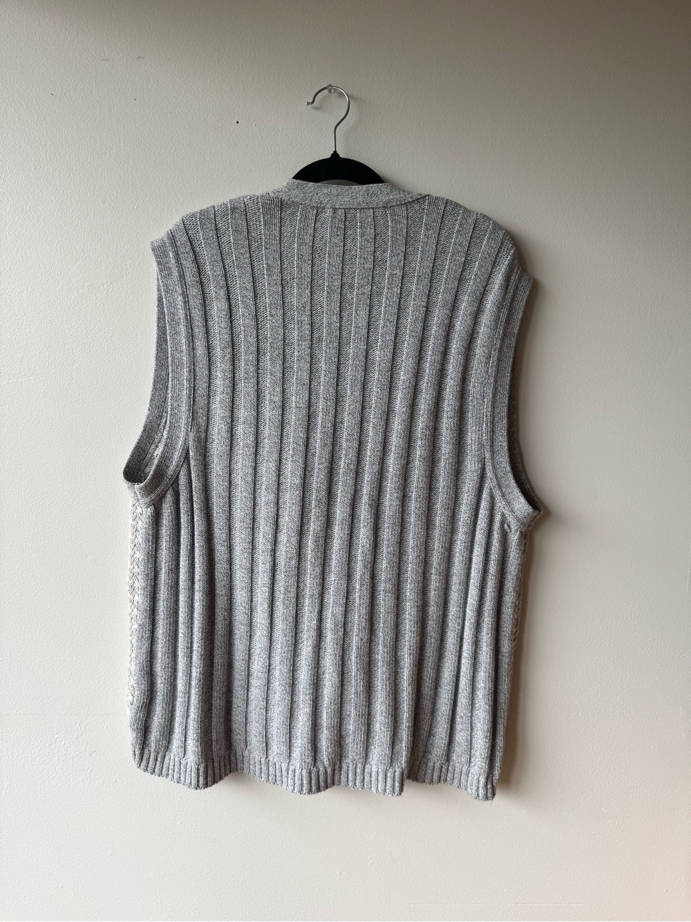 Perry Ellis grey Knit Button-Up Vest - Made in the USA - Picture 4 of 8